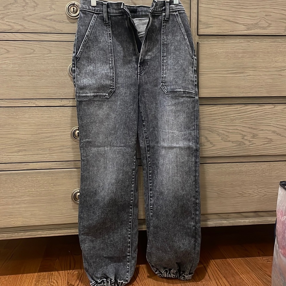 Black mother jeans